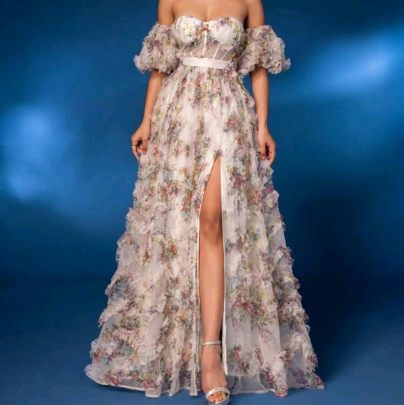 Elegant Off-Shoulder Detachable Puff Sleeve Floral Mesh Gown Elegant Dress - Picture 4 of 7